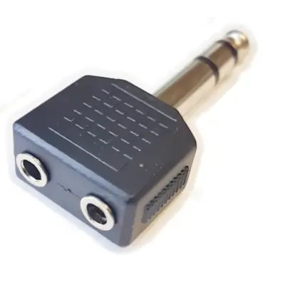 Vista lateral de Adaptador Plug 6,5 Estereo Macho A 2 Miniplug 3,5 Estereo Hembra