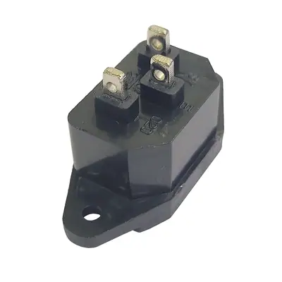 Detalles accesorios de Ficha C14 Macho Tipo Interlock A Chasis