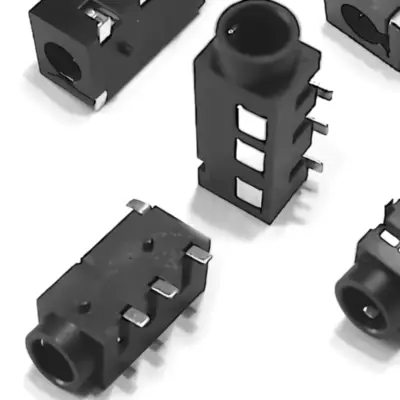 Detalles accesorios de Conector Ficha Miniplug 3,5 4 Polos Jack Hembra Plastico Chasis