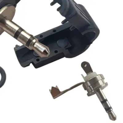 Detalles accesorios de Conector Ficha Miniplug 2,5 Macho Estereo Plastico 90 Grados Negro