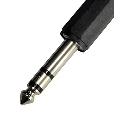 Detalles accesorios de Conector Ficha Estereo Plug 6,5 Macho Plastico Negro