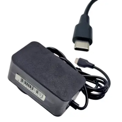 Vista lateral de Fuente 12 V 3 A Belsic 26319 P/Equip Electronicos Ficha USB-C