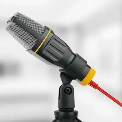 Vista lateral de Microfono Para PC de pie Condensador Noganet MI-96 con tripode