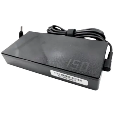 Vista lateral de Fuente 20 V 8,7 A Belsic 24307 Cargador P/Notebook Ficha 4,5 X 2,7 Mm