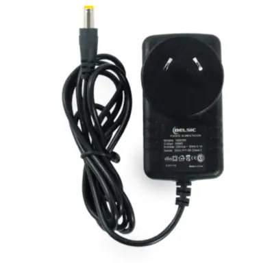 Vista lateral de Fuente Switching 5V 3A Con Ficha 5,5 X 2,1 mm
