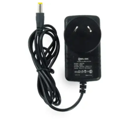 Vista lateral de Fuente Switching 5V 5A Con Ficha 5,5 X 2,1 mm