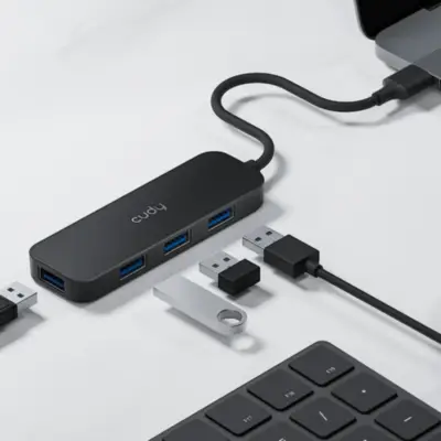 Vista lateral de Hub Usb A 3.0 4 Puertos cable 15cm Cudy UH40A